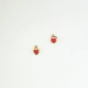 BRINCO CORACAO CRISTAL VERMELHO PEQUENO