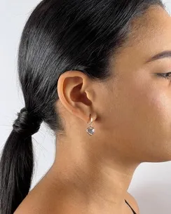 BRINCO TRANQUETA COM CORACAO DE ZIRCONIA