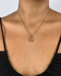 PINGENTE CASAL MENINO E MENINA