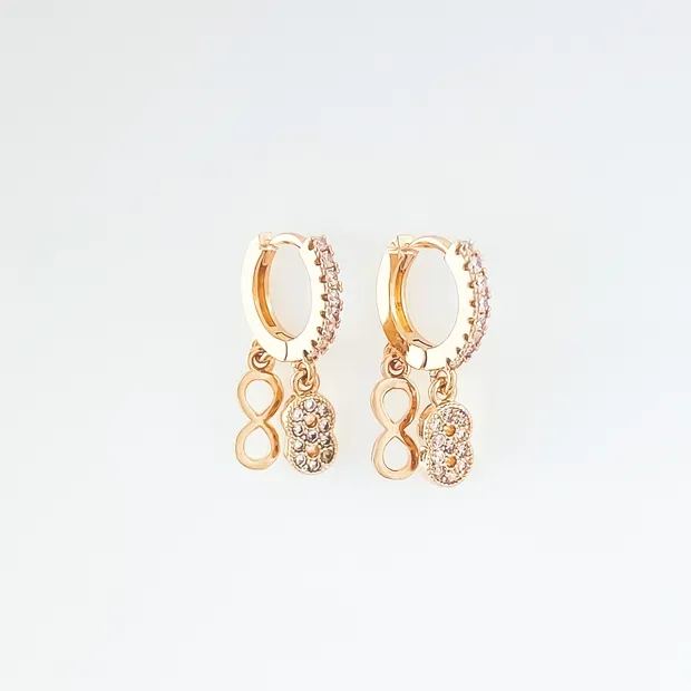 BRINCO TRANQUETA CRAVEJADA MICRO ZIRCONIA COM INFINITO