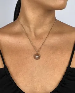 PINGENTE MANDALA VAZADA COM ESPIRITO SANTO