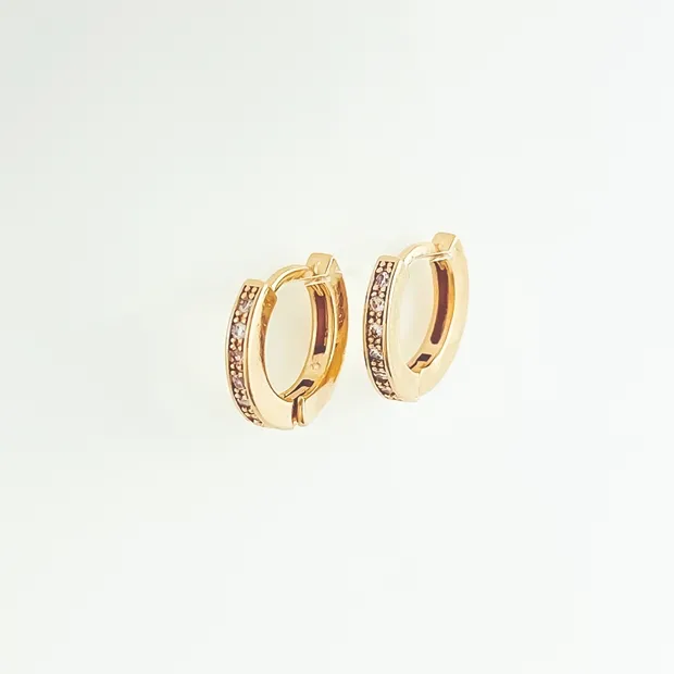 BRINCO ARGOLINHA CRAVEJADA MICRO ZIRCONIA