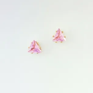 BRINCO TRIANGULO CRISTAL ROSA PEQUENO