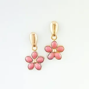 BRINCO BASE LISA E FLOR COM RESINA ROSA BEBE