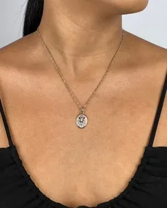 PINGENTE MANDALA OVAL COM ESPIRITO SANTO