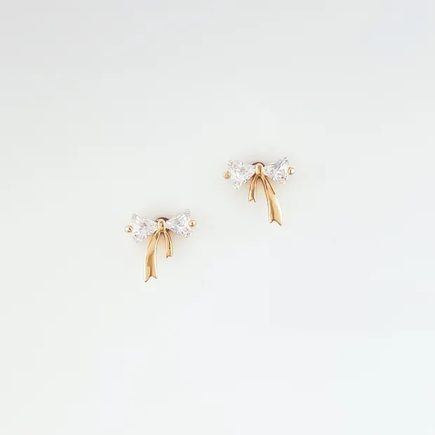 QUADRADO LACO COM ZIRCONIA PEQUENA