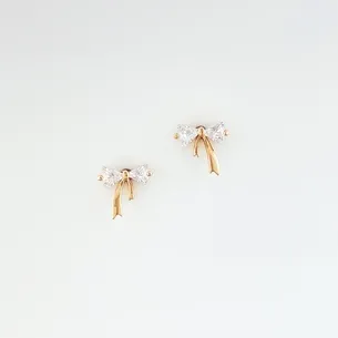 QUADRADO LACO COM ZIRCONIA PEQUENA