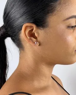 QUADRADO LACO COM ZIRCONIA PEQUENA