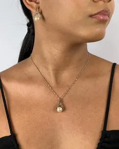 CONJUNTO COM PEROLAS