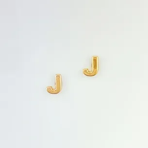 BRINCO ARGOLA CRAVEJADA MICRO ZIRCONIA VERDE