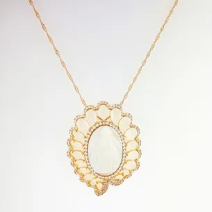 COLAR CRISTAIS E ZIRCONIA NOSSA SENHORA MADRE PEROLA