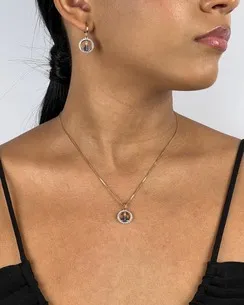 CONJUNTO TRANQUETA NOSSA SENHORA CRAVEJADA MICRO ZIRCONIA