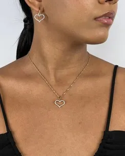 CONJUNTO GANCHO CORACAO CRAVEJADO ZIRCONIA